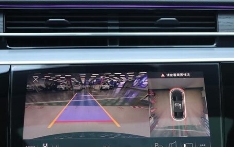 Audi A8, 2023 год, 11 850 000 рублей, 16 фотография