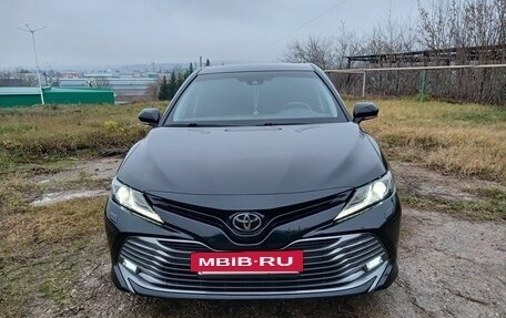 Toyota Camry, 2019 год, 2 920 000 рублей, 7 фотография