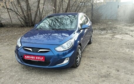 Hyundai Solaris II рестайлинг, 2012 год, 790 000 рублей, 1 фотография