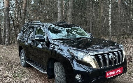 Toyota Land Cruiser Prado 150 рестайлинг 2, 2016 год, 4 300 000 рублей, 1 фотография