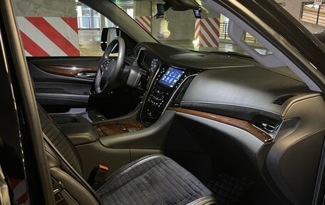 Cadillac Escalade IV, 2019 год, 6 325 000 рублей, 8 фотография
