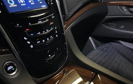 Cadillac Escalade IV, 2019 год, 6 325 000 рублей, 12 фотография