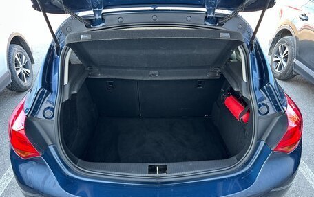 Opel Astra J, 2011 год, 847 000 рублей, 31 фотография