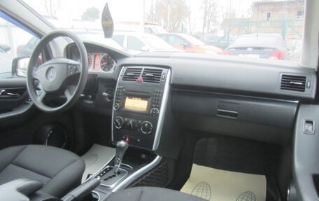 Mercedes-Benz B-Класс, 2010 год, 800 000 рублей, 26 фотография