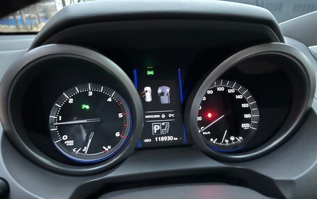 Toyota Land Cruiser Prado 150 рестайлинг 2, 2016 год, 4 300 000 рублей, 9 фотография