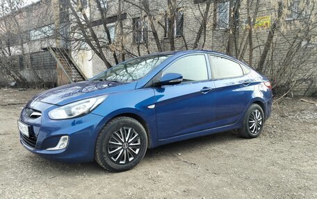 Hyundai Solaris II рестайлинг, 2012 год, 790 000 рублей, 3 фотография