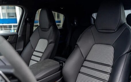 Porsche Cayenne III, 2024 год, 22 490 000 рублей, 15 фотография