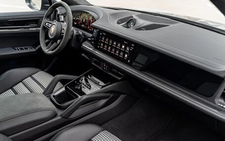 Porsche Cayenne III, 2024 год, 22 490 000 рублей, 24 фотография