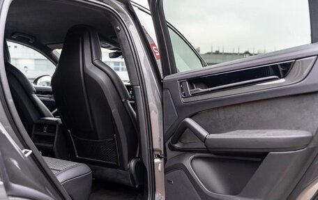 Porsche Cayenne III, 2024 год, 22 490 000 рублей, 33 фотография