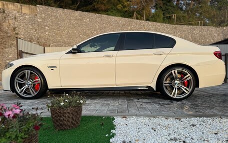 BMW 5 серия, 2016 год, 2 800 000 рублей, 1 фотография