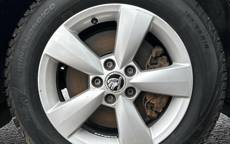 Skoda Rapid I, 2014 год, 1 050 000 рублей, 22 фотография