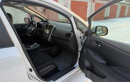 Nissan Leaf I, 2017 год, 1 250 000 рублей, 7 фотография