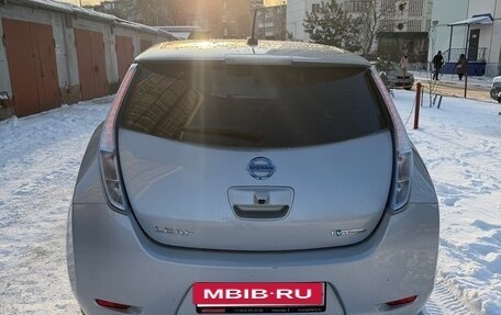 Nissan Leaf I, 2017 год, 1 250 000 рублей, 6 фотография