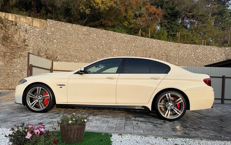 BMW 5 серия, 2016 год, 2 800 000 рублей, 13 фотография