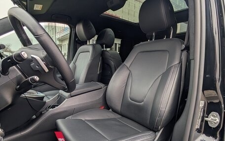 Mercedes-Benz V-Класс, 2022 год, 9 650 000 рублей, 12 фотография