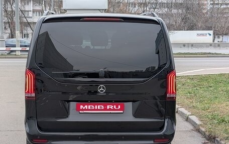 Mercedes-Benz V-Класс, 2022 год, 9 650 000 рублей, 3 фотография