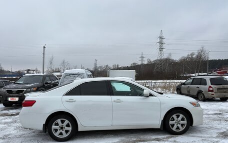 Toyota Camry, 2011 год, 850 000 рублей, 6 фотография