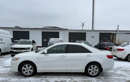 Toyota Camry, 2011 год, 850 000 рублей, 2 фотография