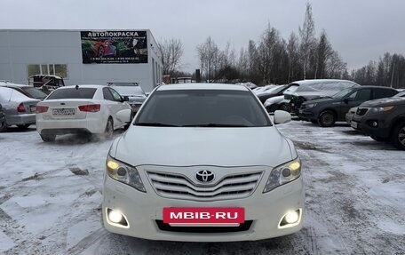 Toyota Camry, 2011 год, 850 000 рублей, 8 фотография