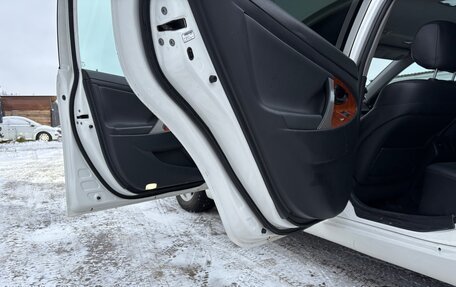 Toyota Camry, 2011 год, 850 000 рублей, 18 фотография