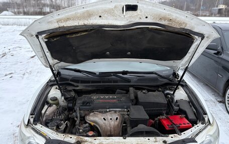 Toyota Camry, 2011 год, 850 000 рублей, 26 фотография