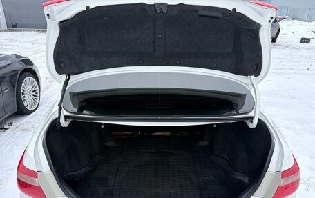 Toyota Camry, 2011 год, 850 000 рублей, 29 фотография