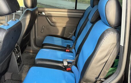 Volkswagen Touran III, 2005 год, 410 000 рублей, 6 фотография