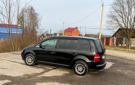 Volkswagen Touran III, 2005 год, 410 000 рублей, 16 фотография