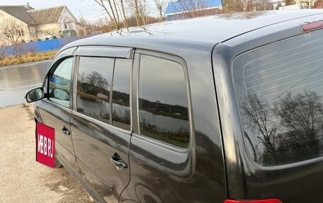 Volkswagen Touran III, 2005 год, 410 000 рублей, 7 фотография