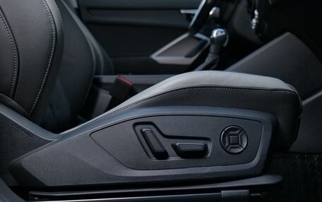 Audi Q3, 2022 год, 2 642 000 рублей, 22 фотография