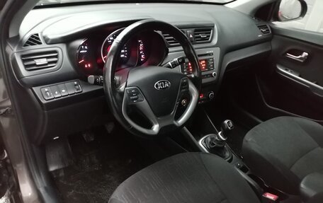 KIA Rio III рестайлинг, 2016 год, 959 000 рублей, 9 фотография