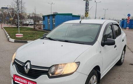 Renault Logan II, 2016 год, 600 000 рублей, 5 фотография