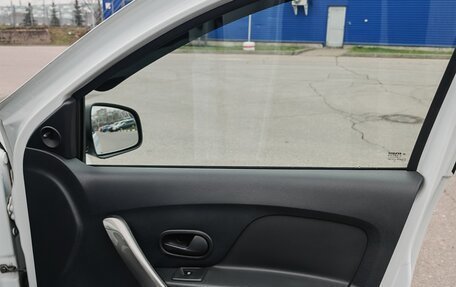 Renault Logan II, 2016 год, 600 000 рублей, 17 фотография