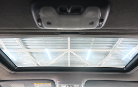 Toyota Land Cruiser 100 рестайлинг 2, 2001 год, 1 429 000 рублей, 16 фотография