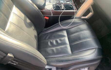 Land Rover Range Rover IV рестайлинг, 2013 год, 3 000 000 рублей, 13 фотография