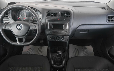 Volkswagen Polo VI (EU Market), 2018 год, 1 069 000 рублей, 14 фотография