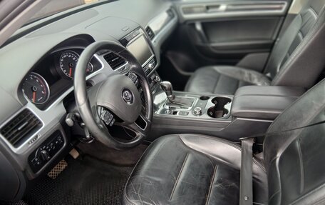 Volkswagen Touareg III, 2011 год, 1 970 000 рублей, 5 фотография