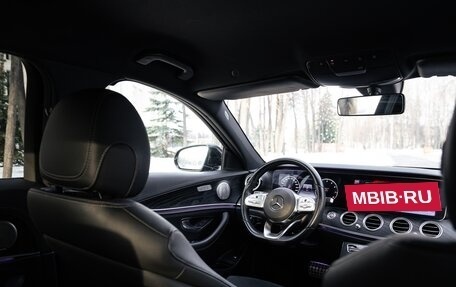 Mercedes-Benz E-Класс, 2019 год, 2 770 000 рублей, 18 фотография