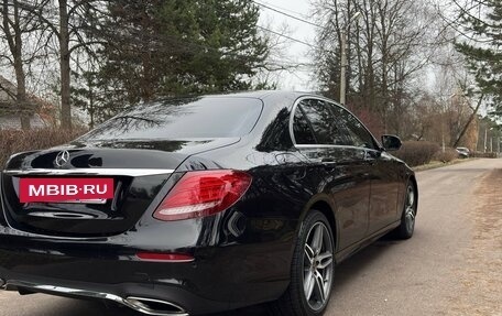 Mercedes-Benz E-Класс, 2019 год, 2 770 000 рублей, 24 фотография