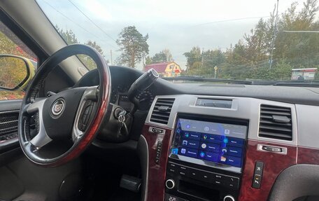 Cadillac Escalade III, 2007 год, 1 300 000 рублей, 17 фотография