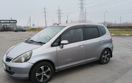 Honda Fit III, 2003 год, 230 000 рублей, 2 фотография