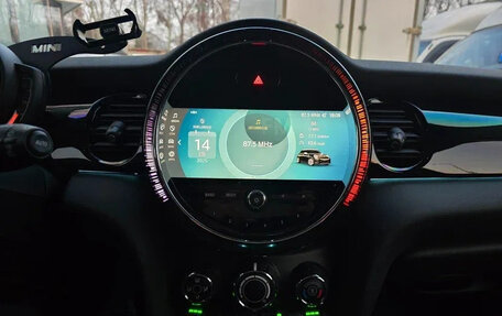 MINI Hatch, 2021 год, 2 325 000 рублей, 9 фотография