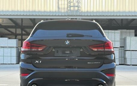 BMW X1, 2022 год, 2 300 000 рублей, 4 фотография