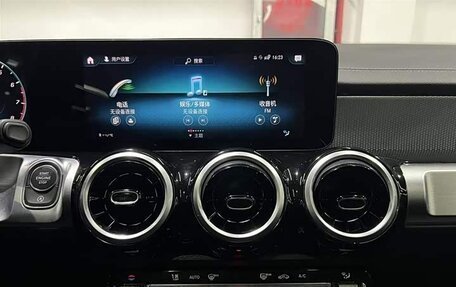 Mercedes-Benz GLB, 2022 год, 2 640 000 рублей, 13 фотография