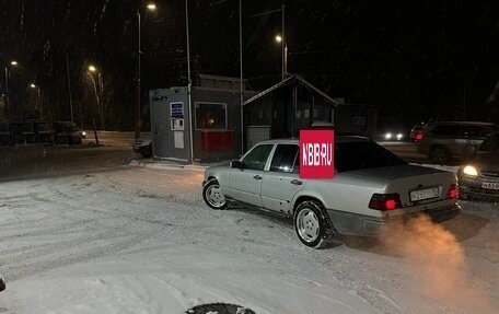 Mercedes-Benz E-Класс, 1993 год, 195 000 рублей, 4 фотография