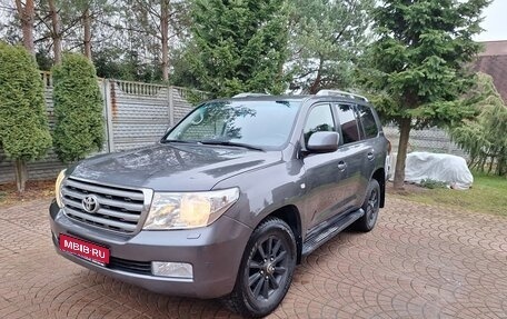 Toyota Land Cruiser 200, 2011 год, 3 190 000 рублей, 1 фотография