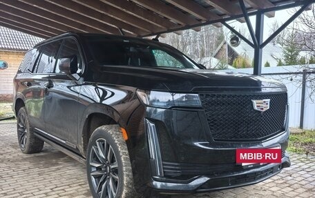 Cadillac Escalade V, 2023 год, 15 000 000 рублей, 2 фотография