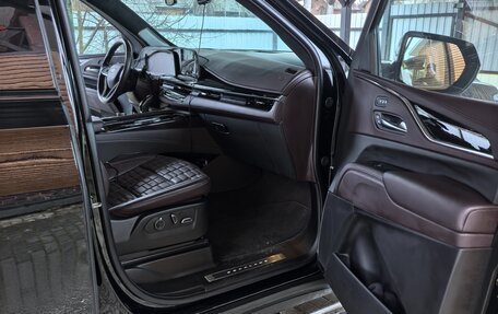 Cadillac Escalade V, 2023 год, 15 000 000 рублей, 11 фотография