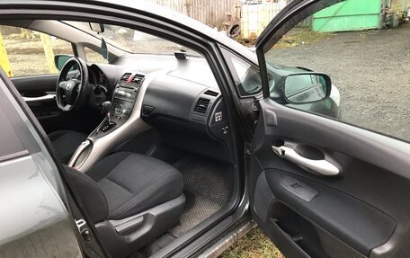 Toyota Auris II, 2006 год, 680 000 рублей, 10 фотография