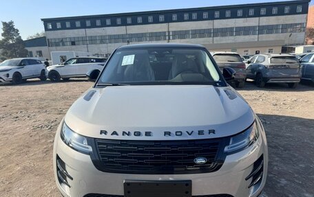 Land Rover Range Rover Evoque II, 2025 год, 7 200 000 рублей, 2 фотография